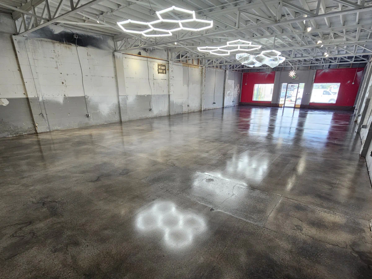 Concrete Gallery 12 opt